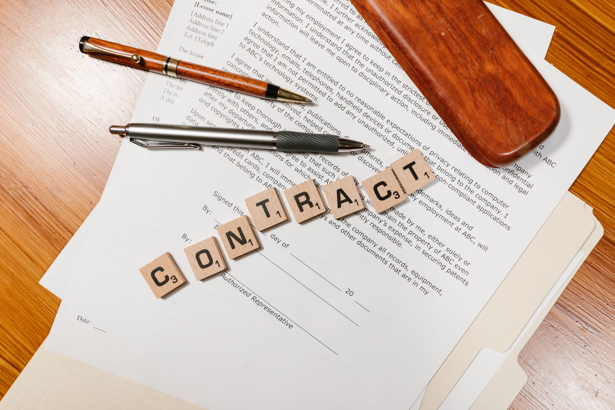 Contrat et documents à verifier avant signature